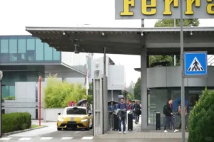 Imagen de Ferrari testa Xiaomi SU7 Ultra: Revolução Elétrica Chinesa em Maranello