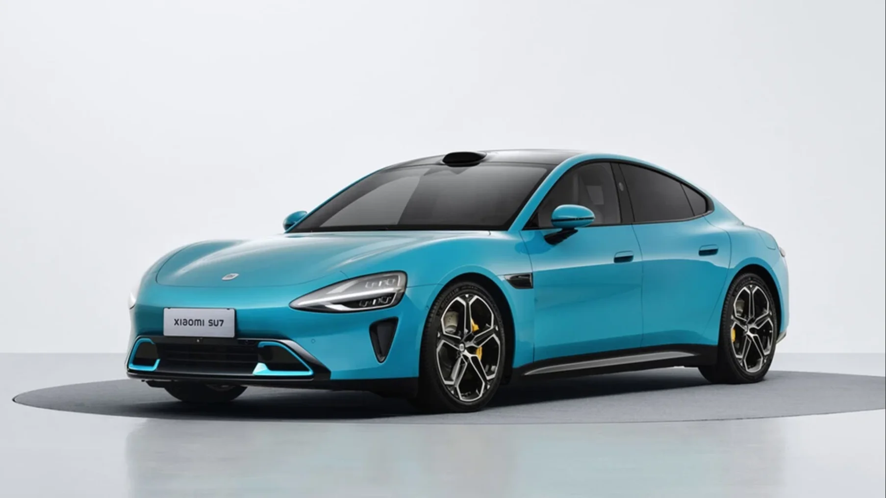 Xiaomi SU7 - vista frontal