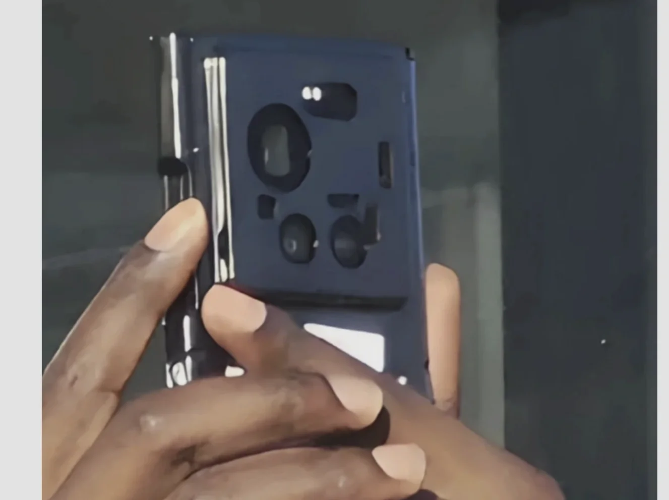 Xiaomi 17 Ultra - na sua cor azul